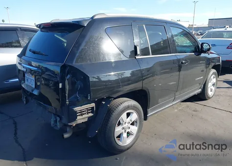 2015 Jeep Compass Sport из США, поврежденный, VIN 1C4NJCBA5FD313735